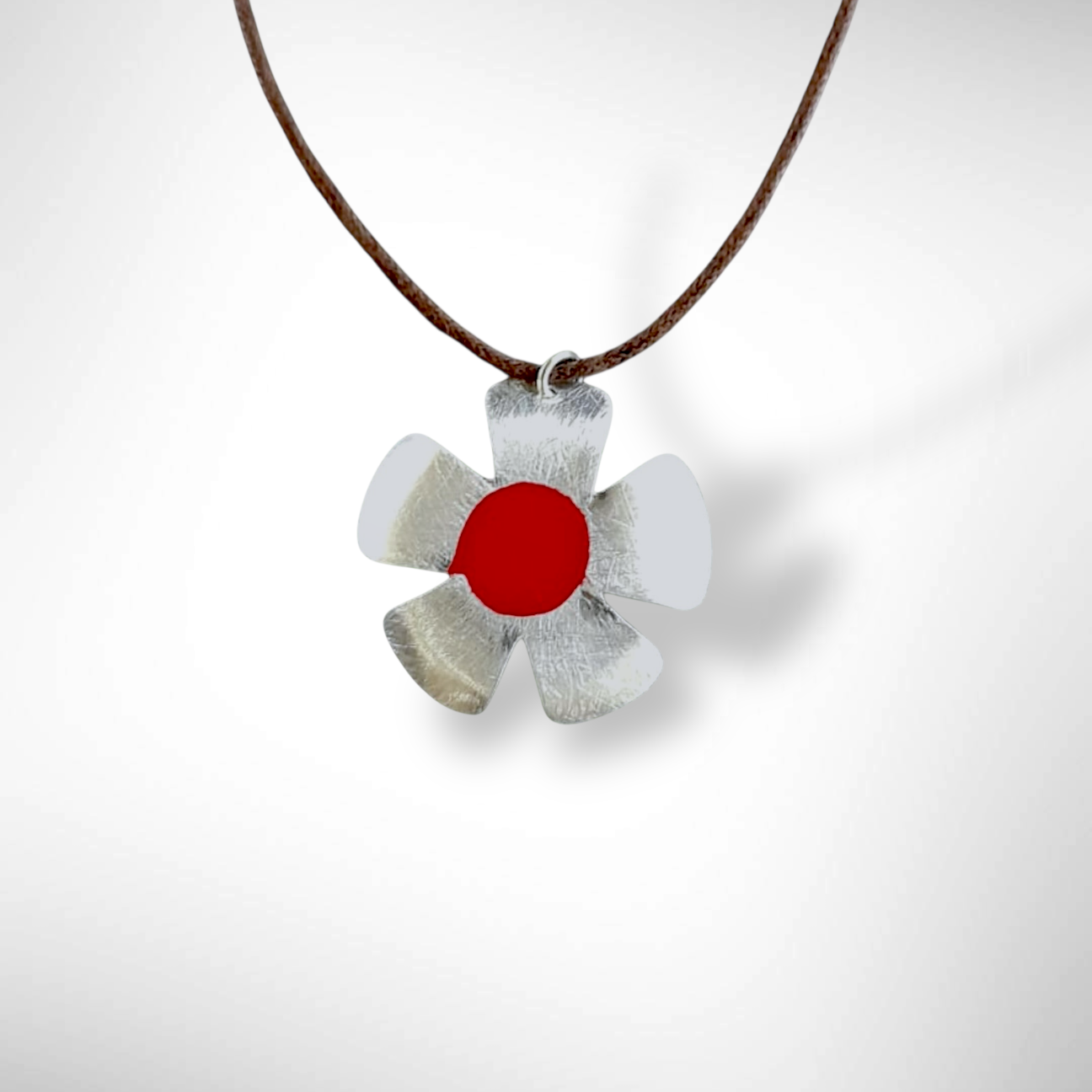 POPPY Adjustable Aluminum Flower Necklace with Red Center