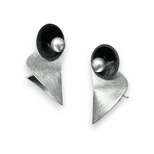 SOUND | VOLUME 3 Smaller Multi-Sided Post Earrings with Recycled Record Vinyl and Simulated Pearls