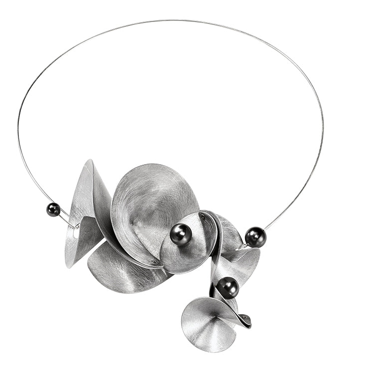 SOUND | DECIBEL 1 Bold Conical Statement Necklace with Simulated Pearls