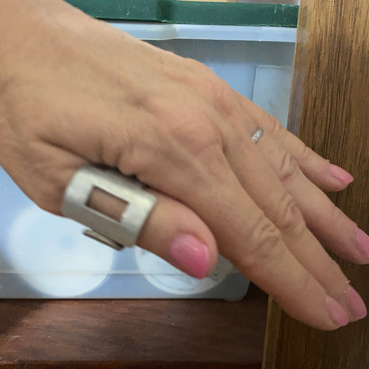 BALANCE 1 Thick Square Top Unisex adjustable ring
