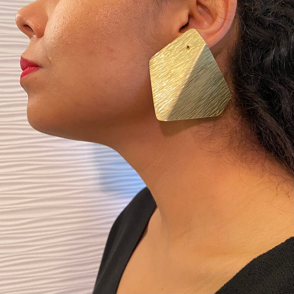 WONDER 1 Dramatic Flattering Multi-Directional Abstract Post Earrings from the FIGURE Collection