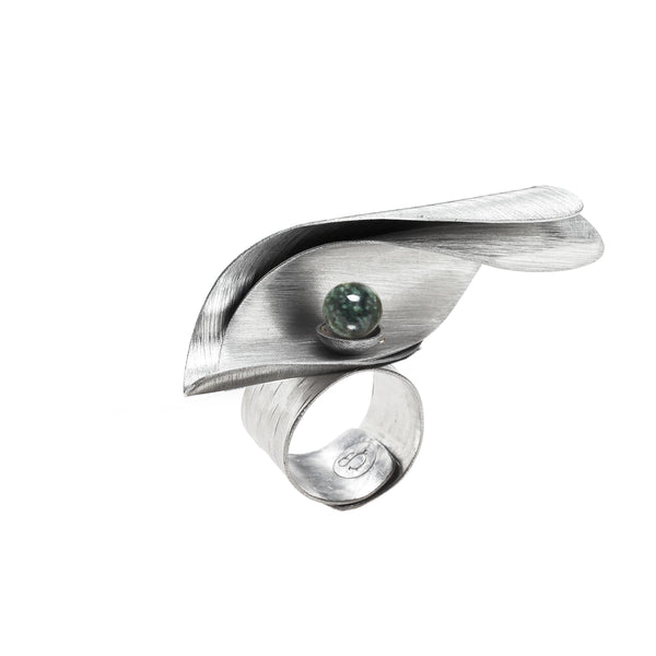 BREAK Double Wave Cross Finger Adjustable Ring with simulated Pearl from the WATER Collection