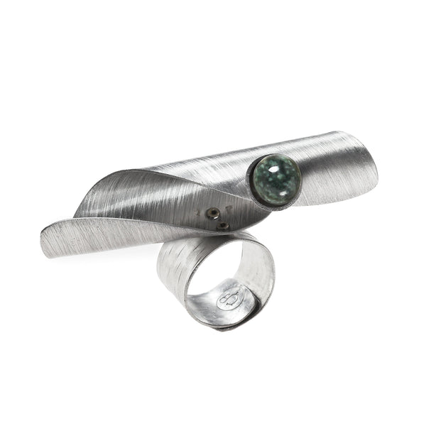 BARREL Single Wave Cross Finger Adjustable Ring with simulated Pearl from the WATER Collection